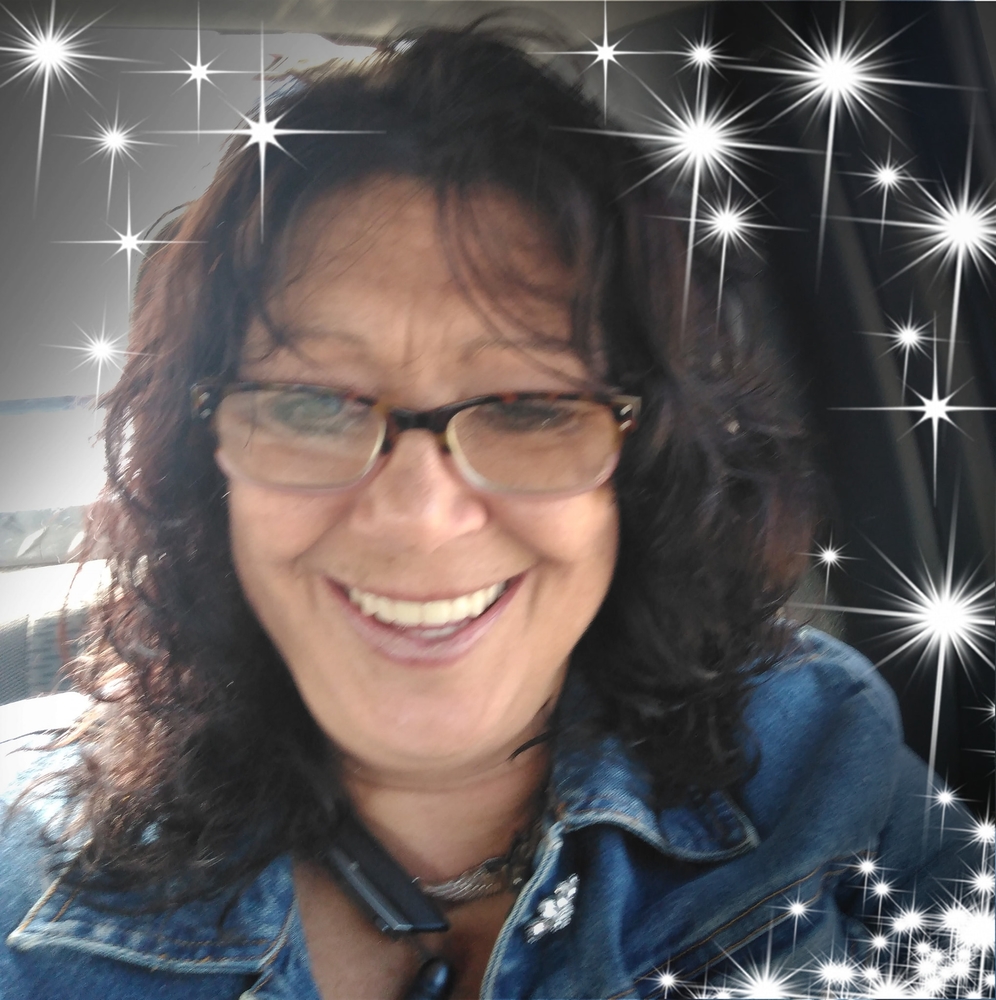Meet your Posher, Candi